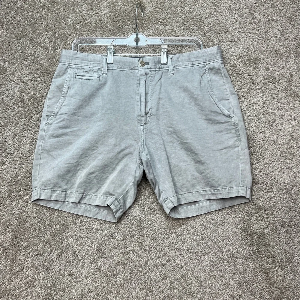 Johnnie-O Shorts Mens 33 7 Inseam Light Gray Linen Blend Flat Front 5 Pocket EUC